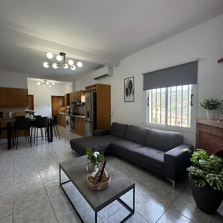 別荘 Mythos House Episkopi (Paphos)