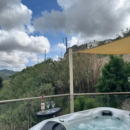 Mythos House