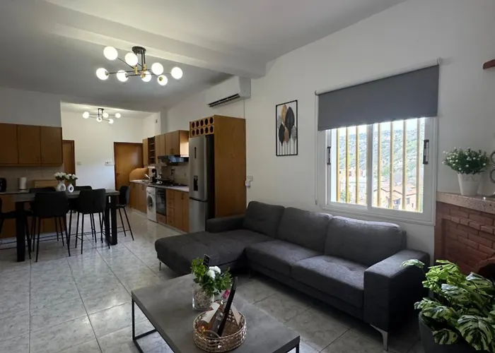 Semesterbostad Mythos House Episkopi (Paphos)